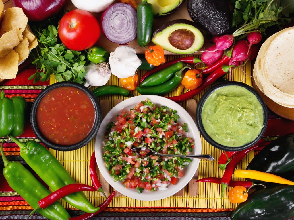 The Easiest Way to Make Delicious Salsa From Scratch