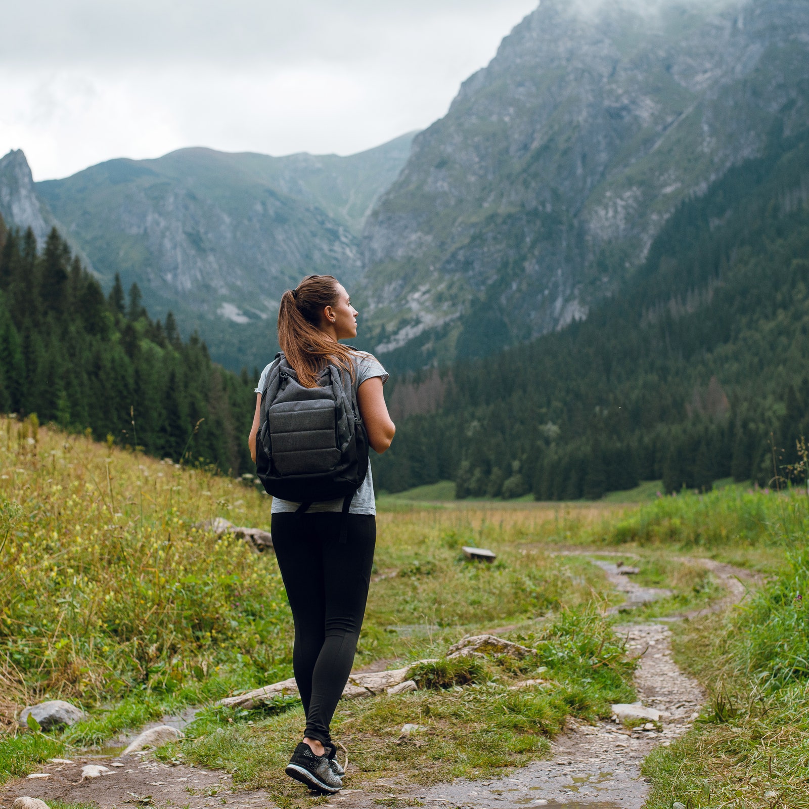 A Guide to Hiking for Anyone Who’s Not Exactly Outdoorsy